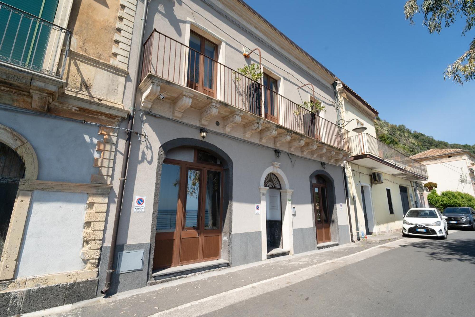 Casa Scala Hotel Acireale Exterior photo